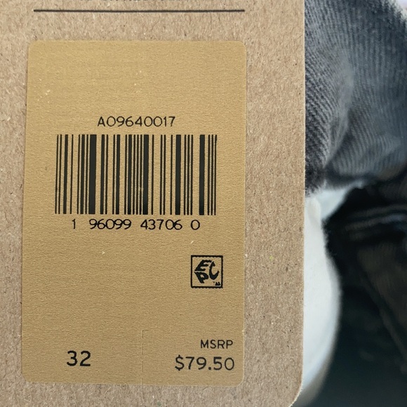 Levi’s low pro gray midrise straight leg jean splatter detail size 32 - Picture 15 of 17